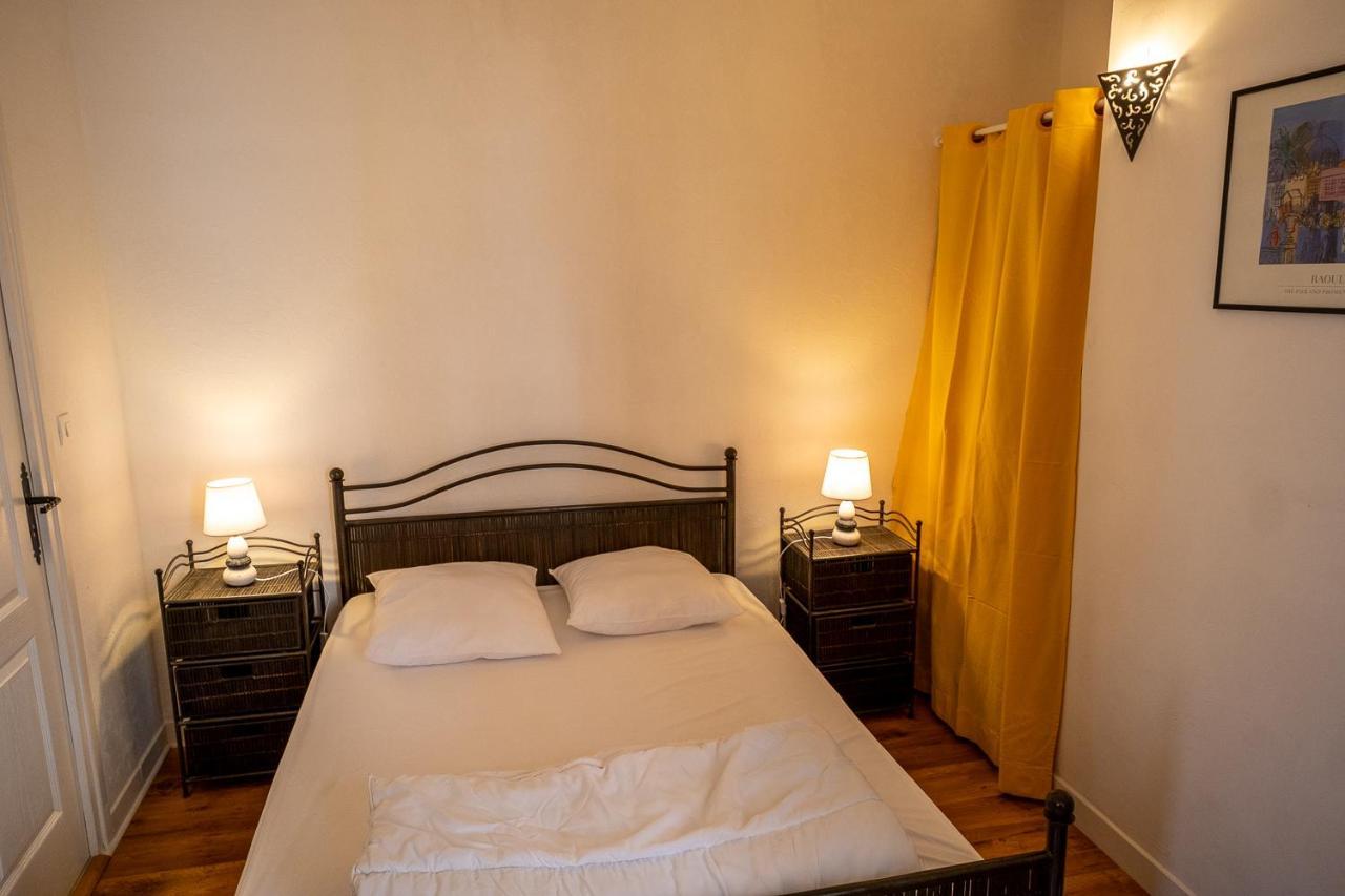 דינאן Appartement Place Des Cordeliers מראה חיצוני תמונה