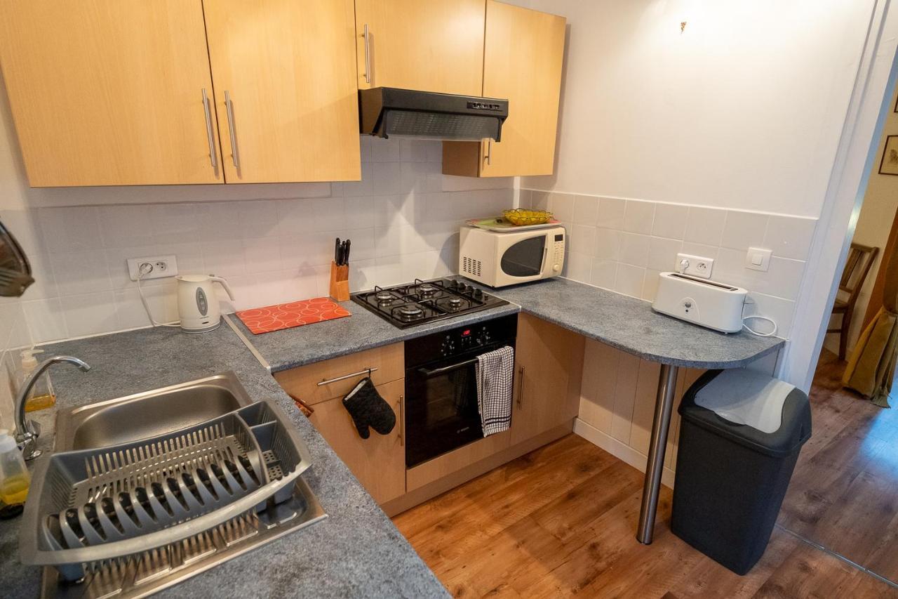 דינאן Appartement Place Des Cordeliers מראה חיצוני תמונה